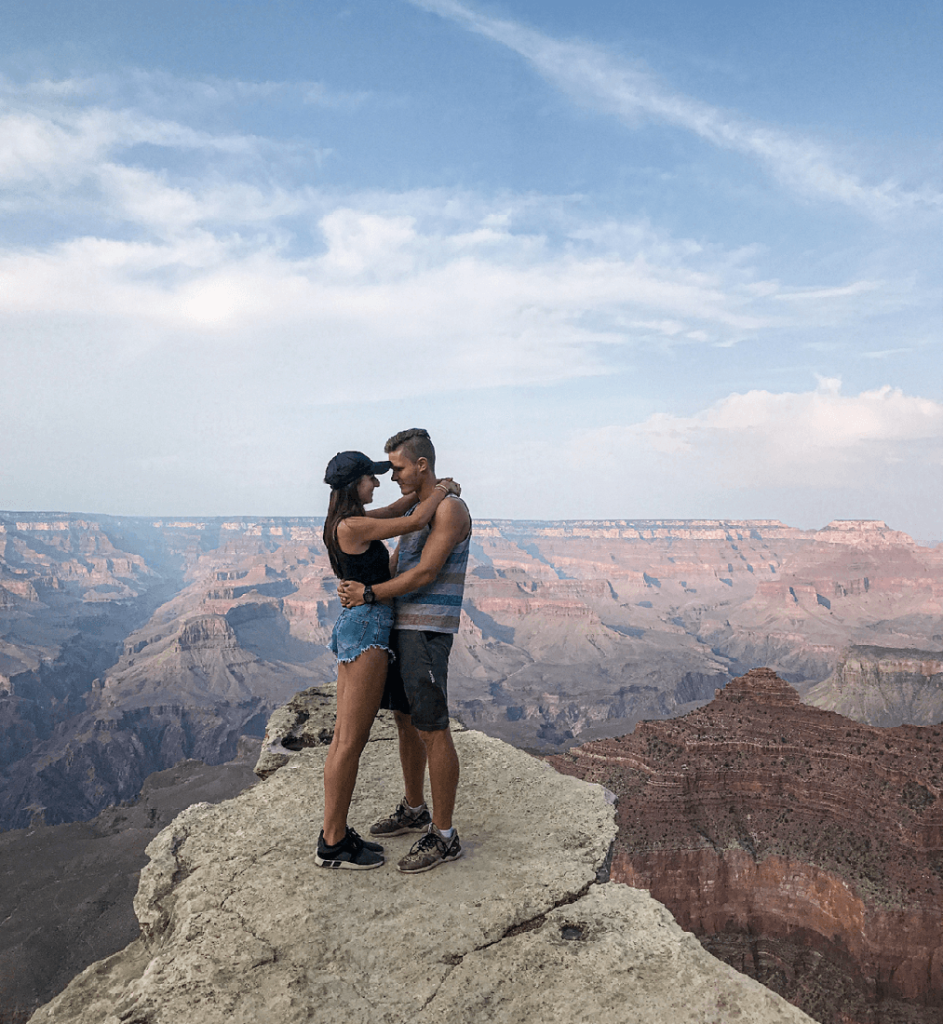 Grand Canyon nemohl pár během svého cestování vynechat.