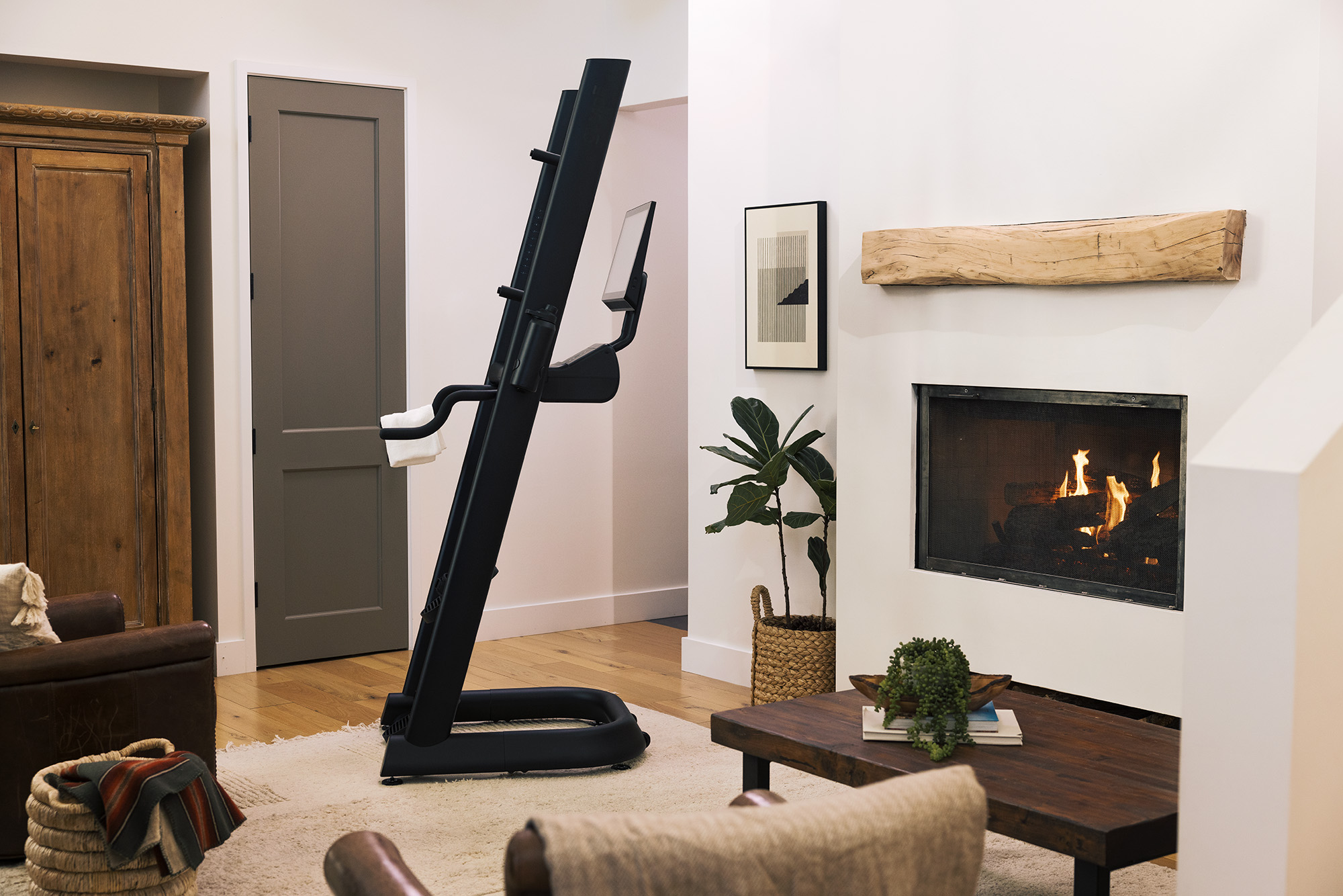clmbr_photo_machine_landscape_livingroom_0002_web