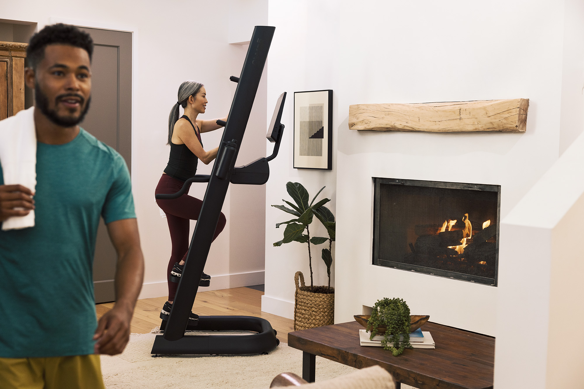 clmbr_photo_model78_landscape_livingroom_0097_web