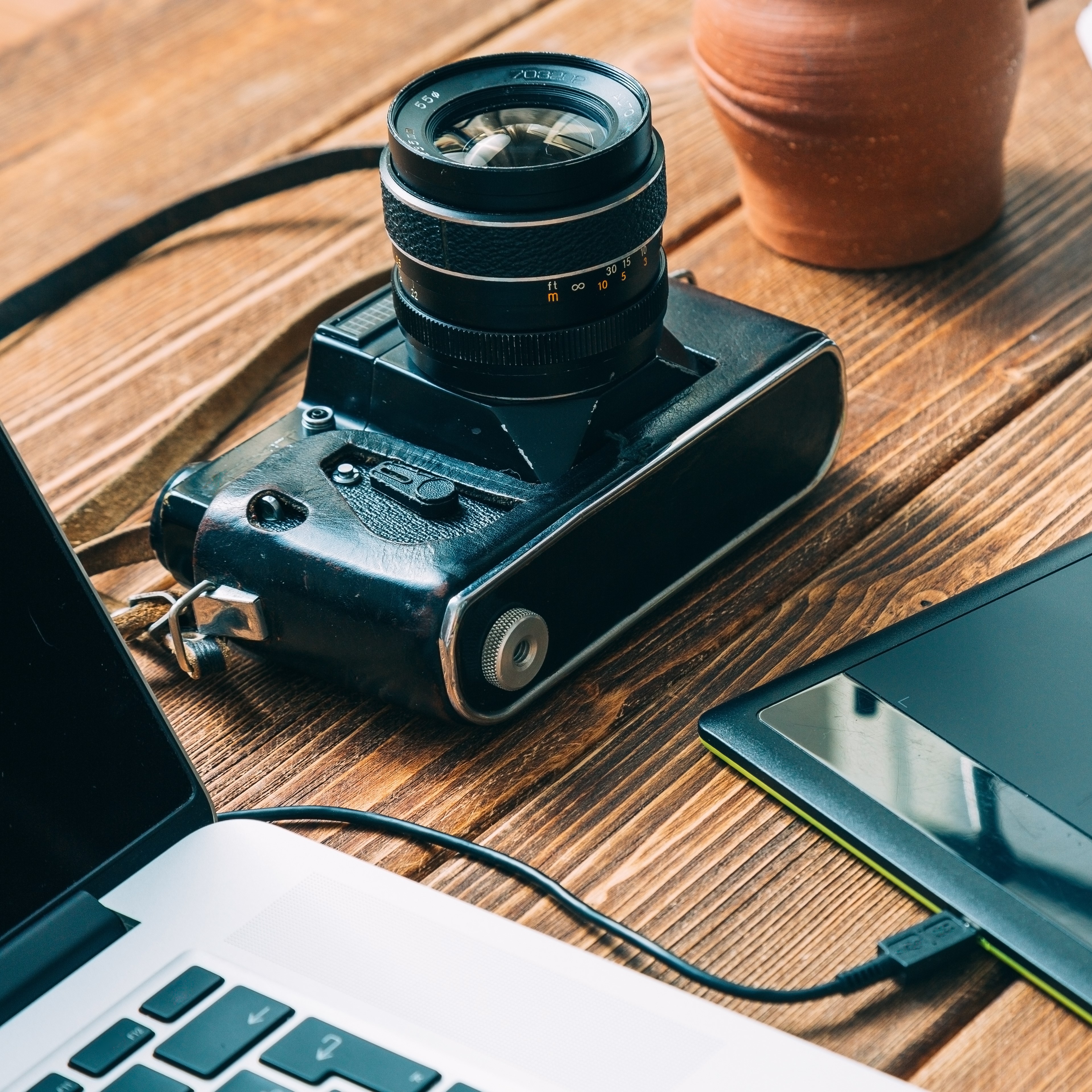 work-space-for-photographer-py4ulbk