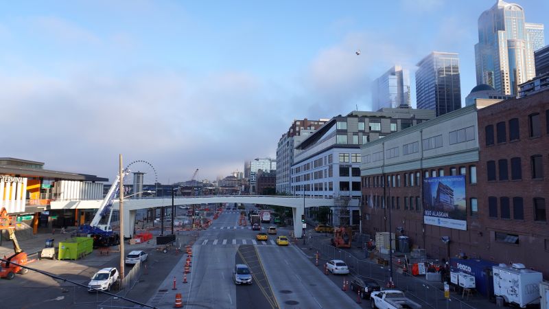 fog surrounding sky scrapers