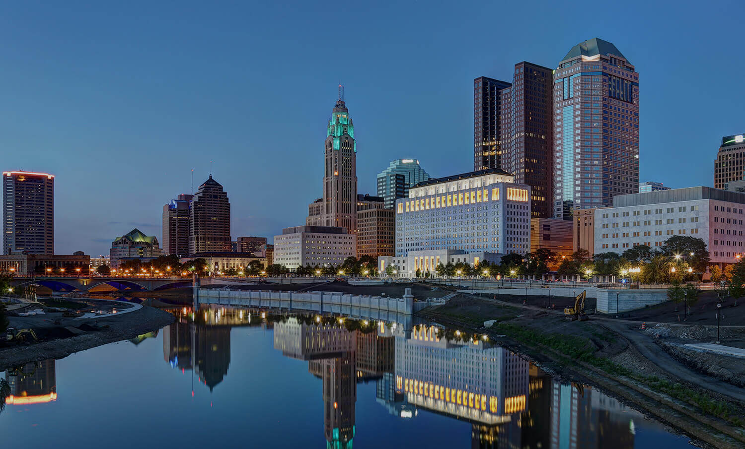 black and white panorama of buildings and river in Columbus, OH