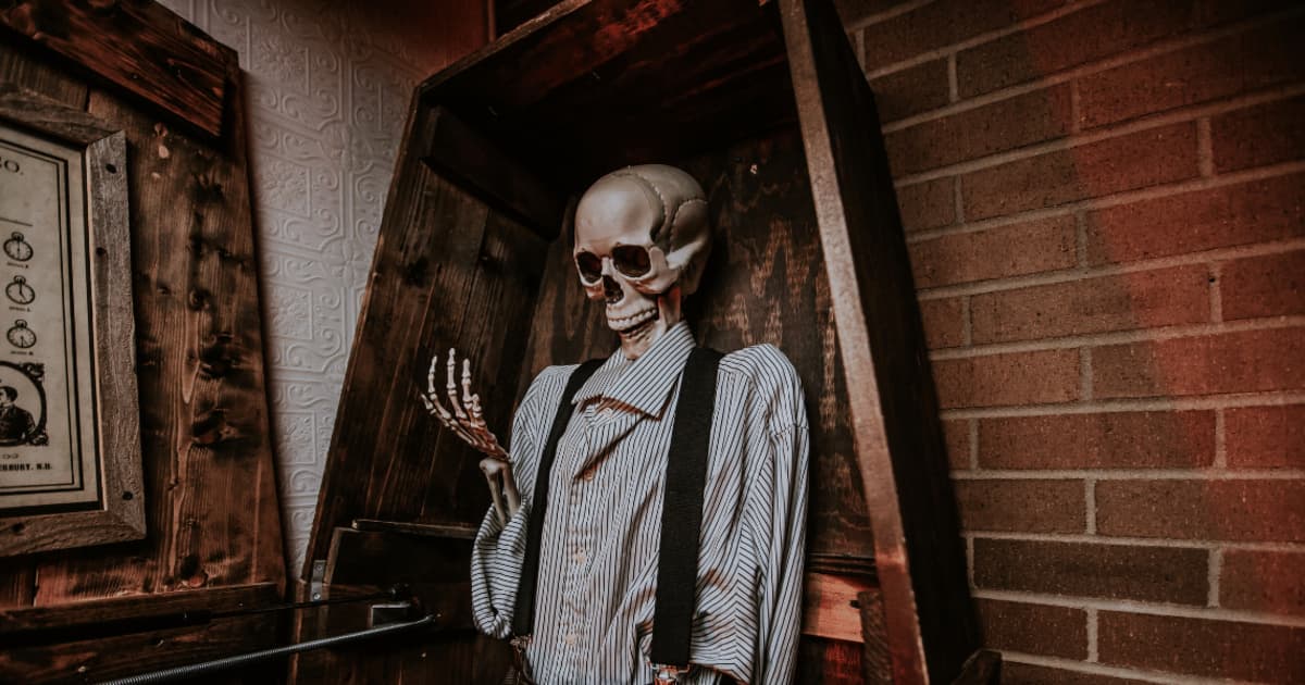 Group Costume Ideas for Your Halloween Escape Room