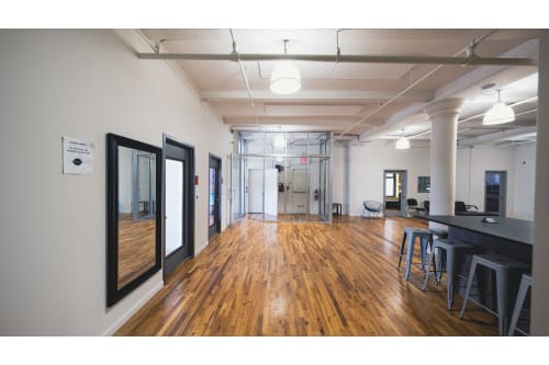 Office space located at 48 West 21st Street, 7th Floor, Room 7D, #4