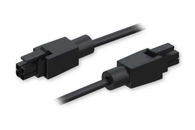 4-pin to 4-pin power cable