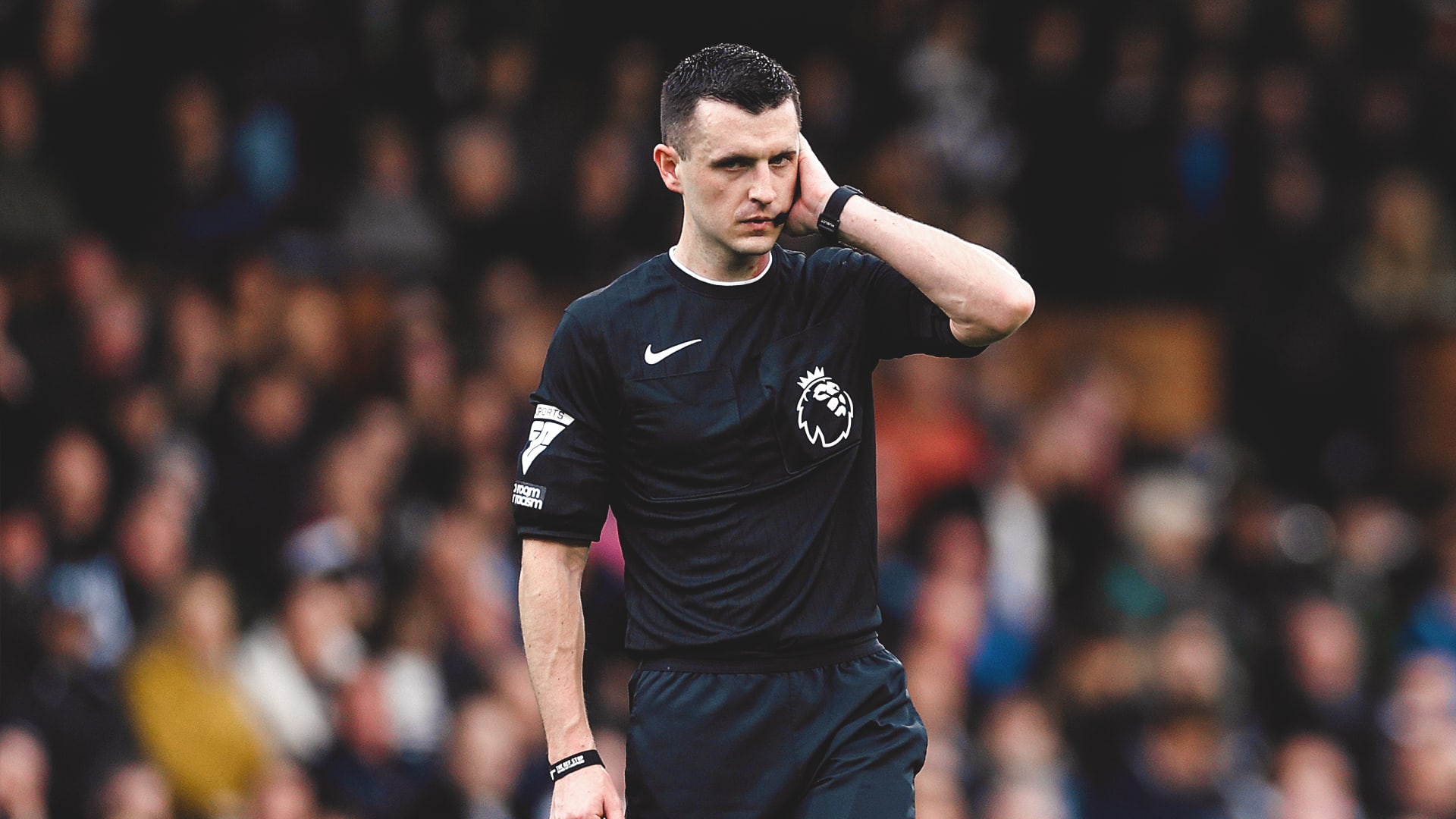 Lewis Smith, referee