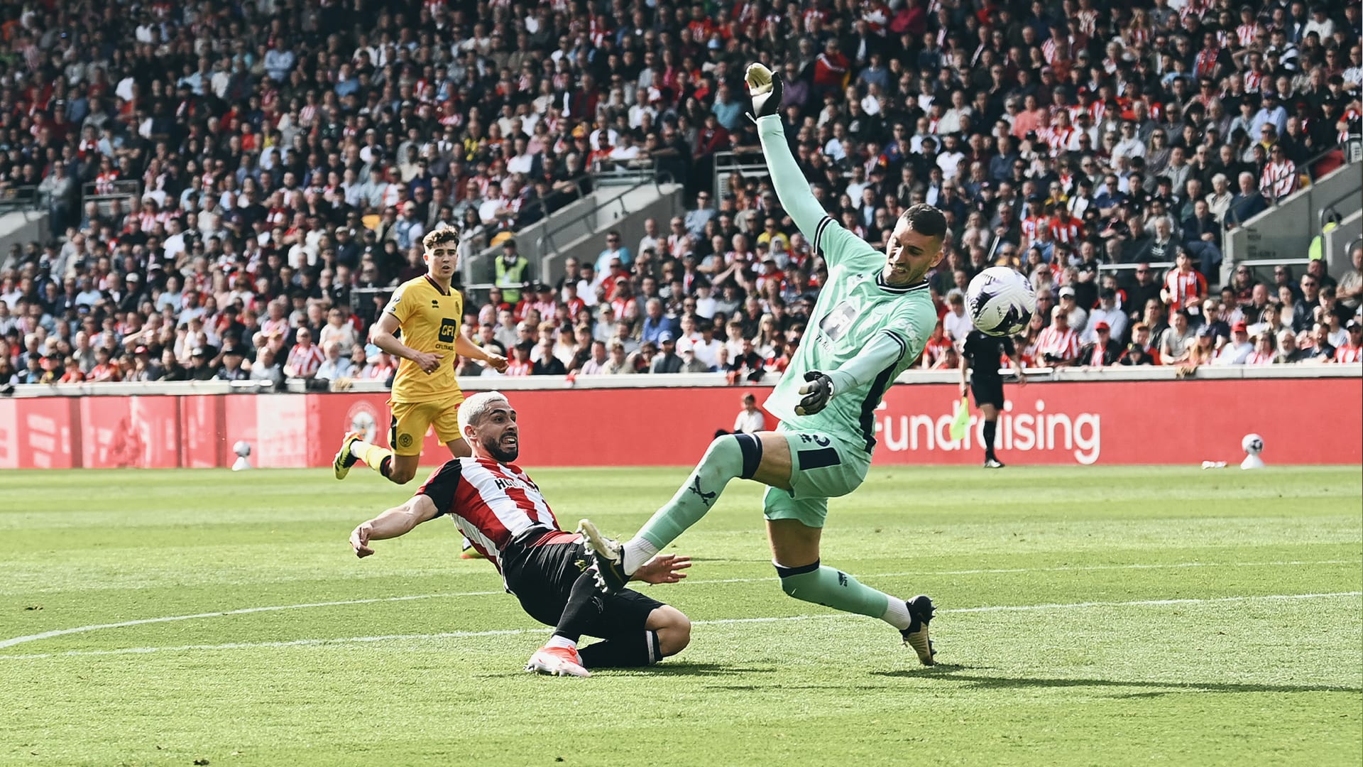 Maupay v Sheffield United 