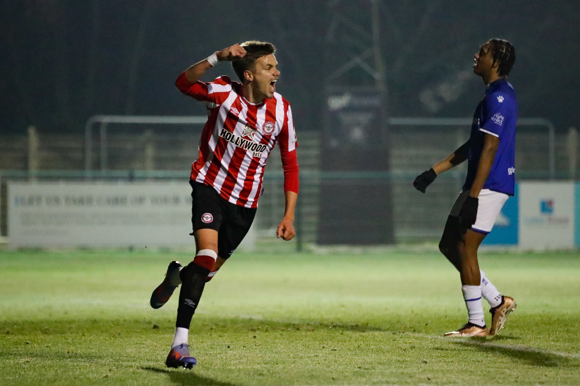 Romeo Beckham vs Wealdstone
