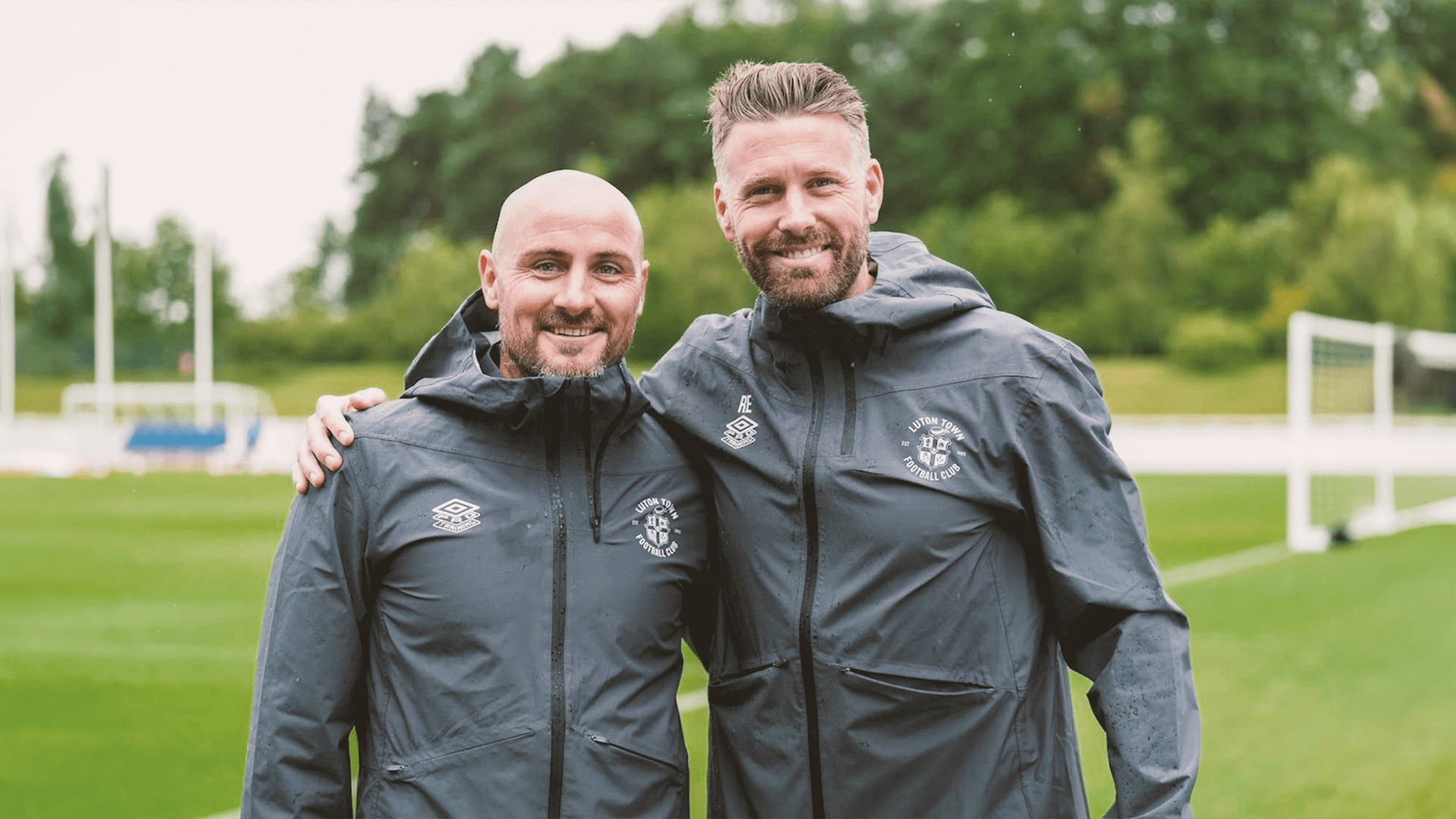 Rob Edwards and Alan McCormack (Luton)