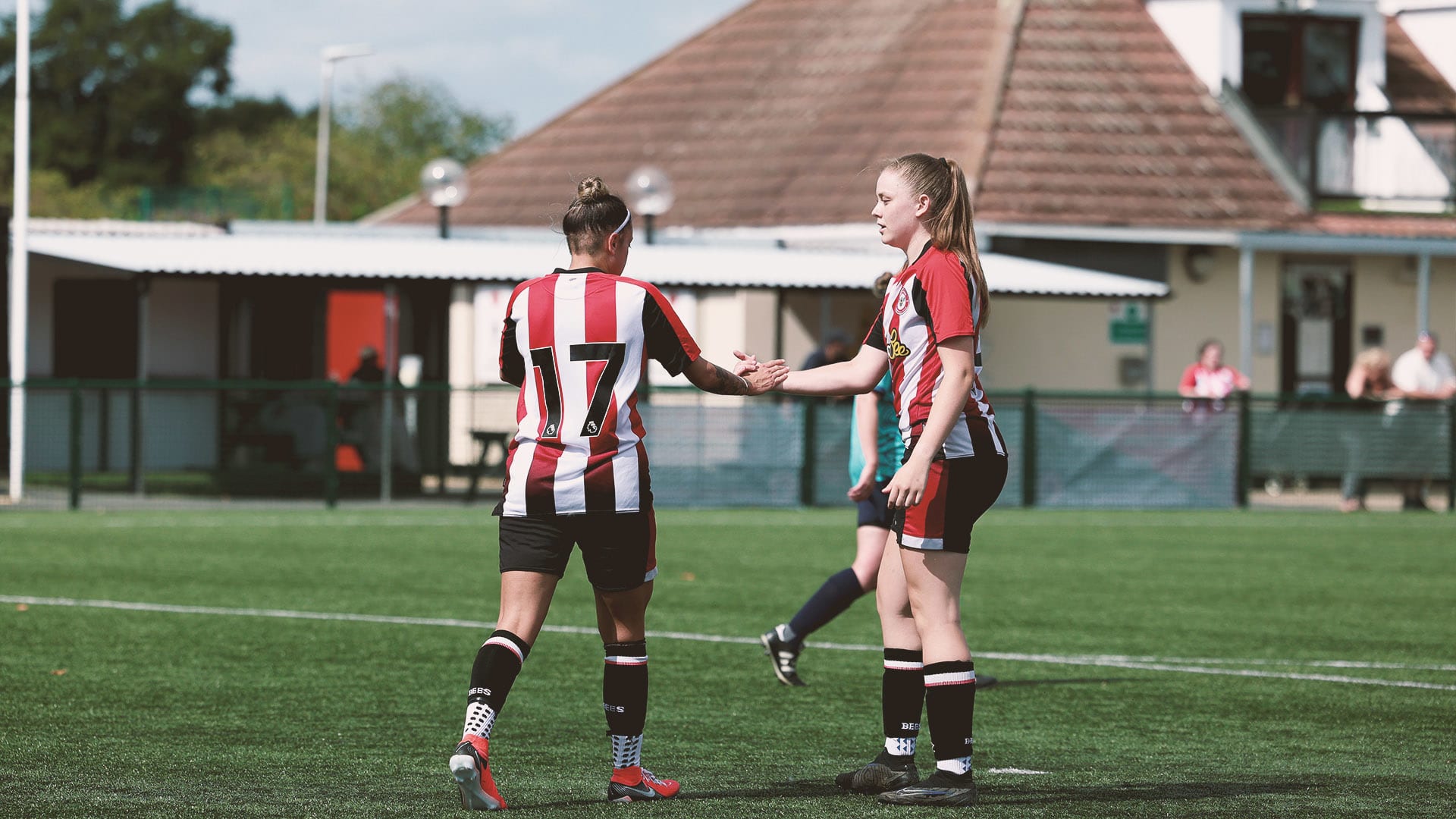 Ashley Cheatley and Chloe Logie v London Seaward