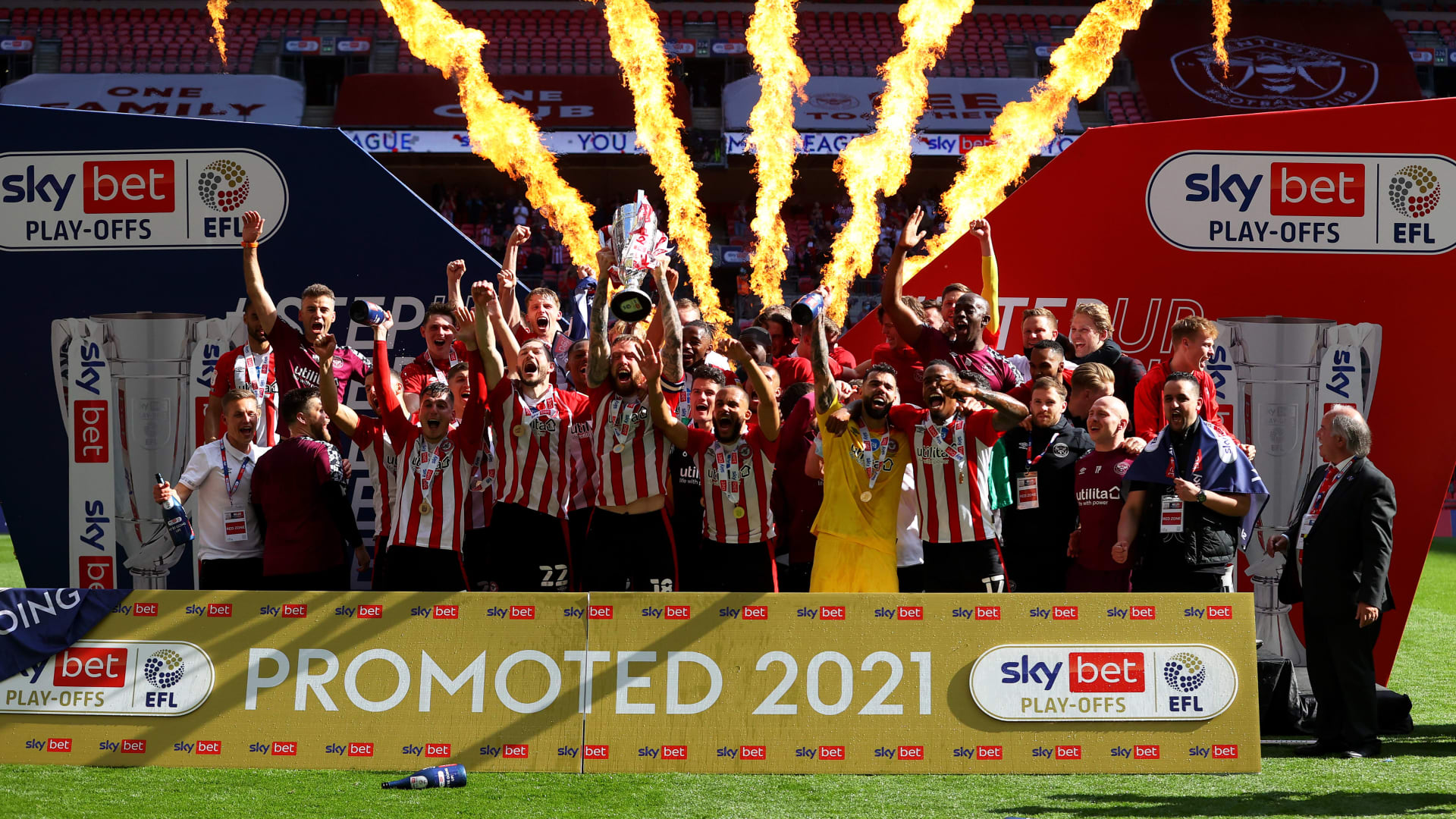 Brentford play-off win 2021