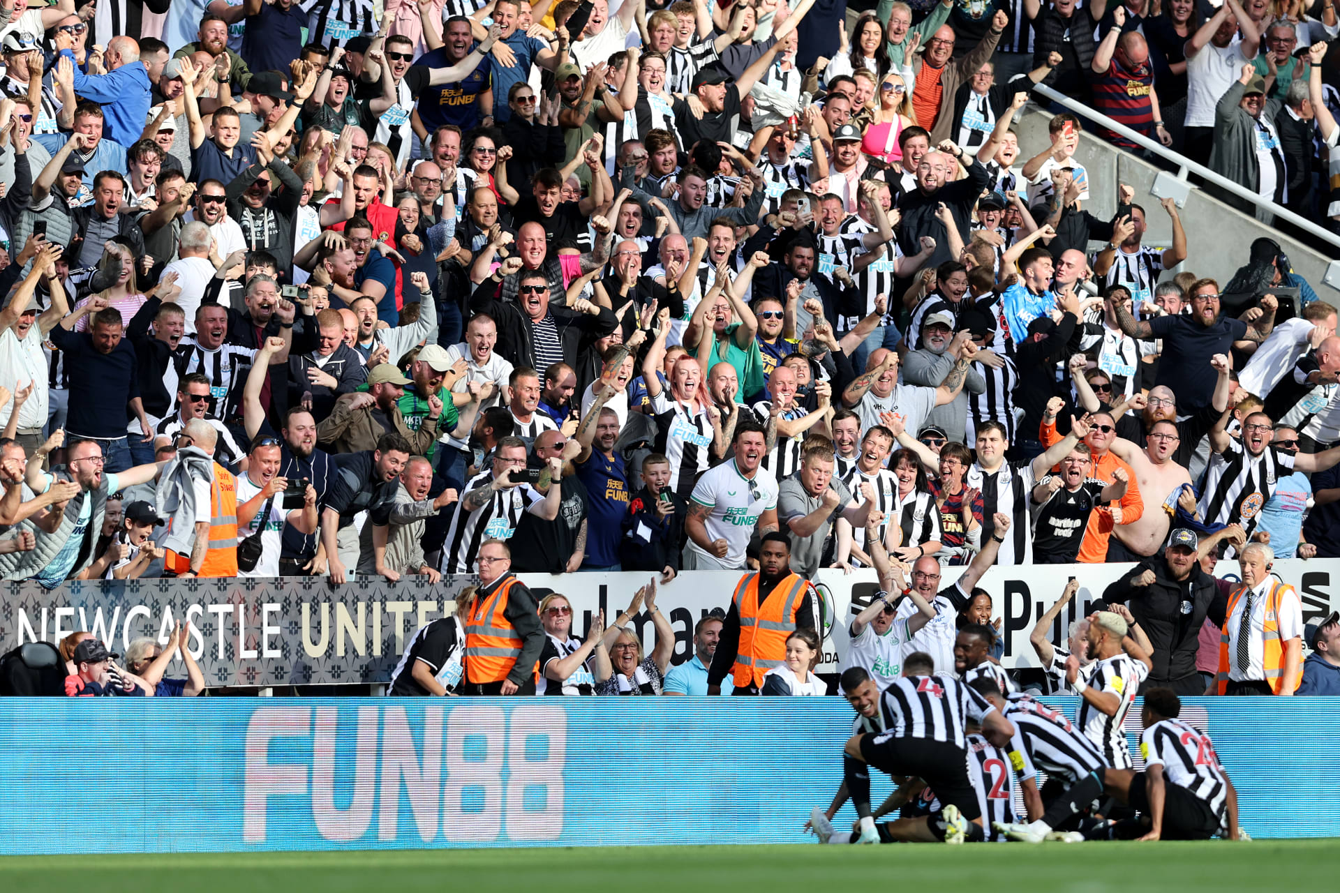 Newcastle fans