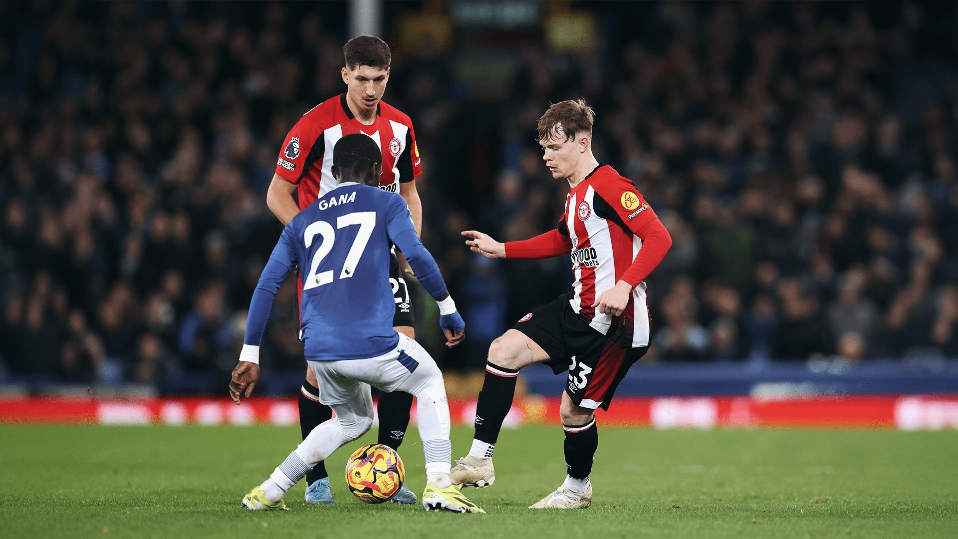Keane Lewis-Potter v Everton