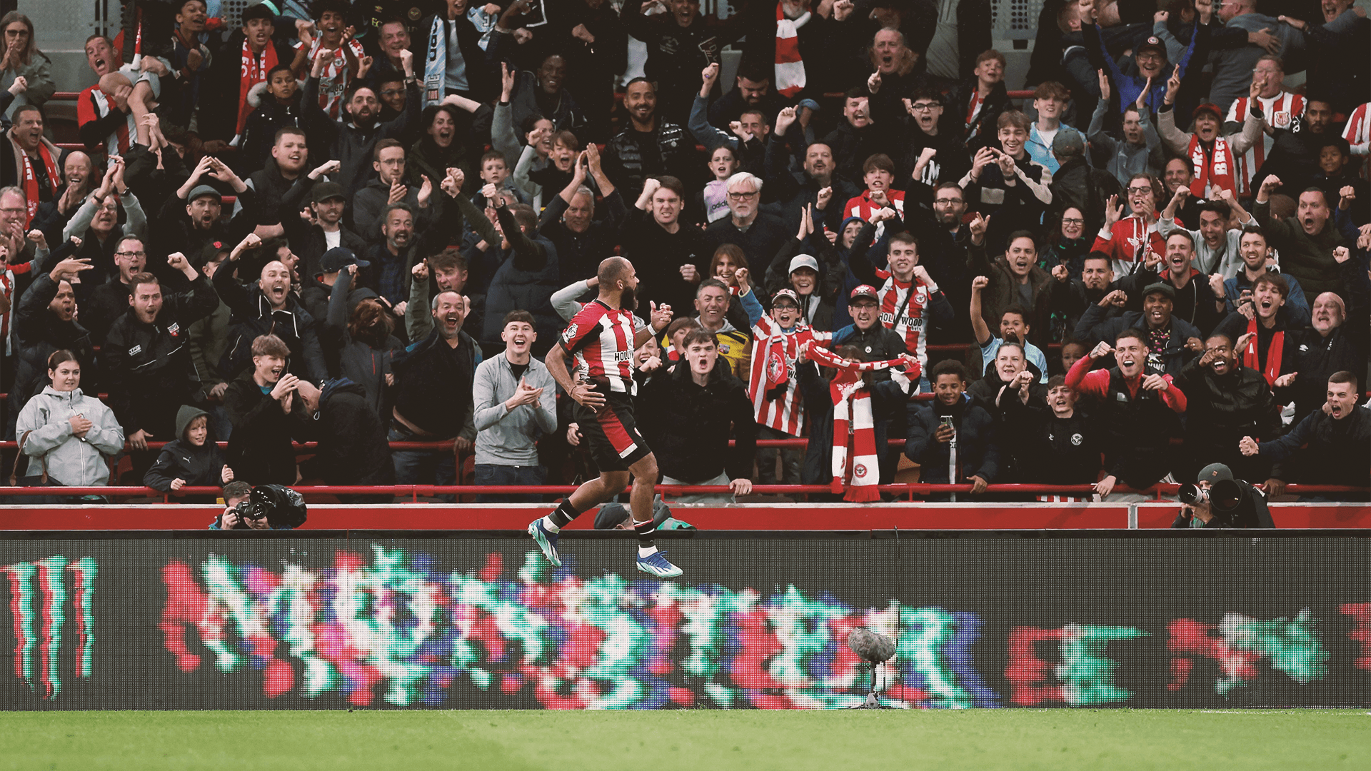 Mbeumo celebrates Burnley goal