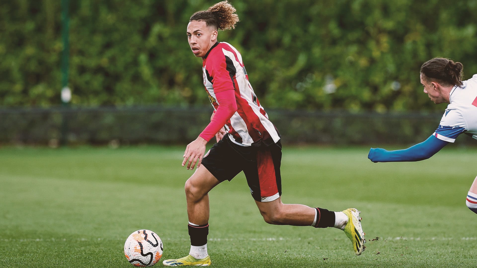 Riley Owen v Reading