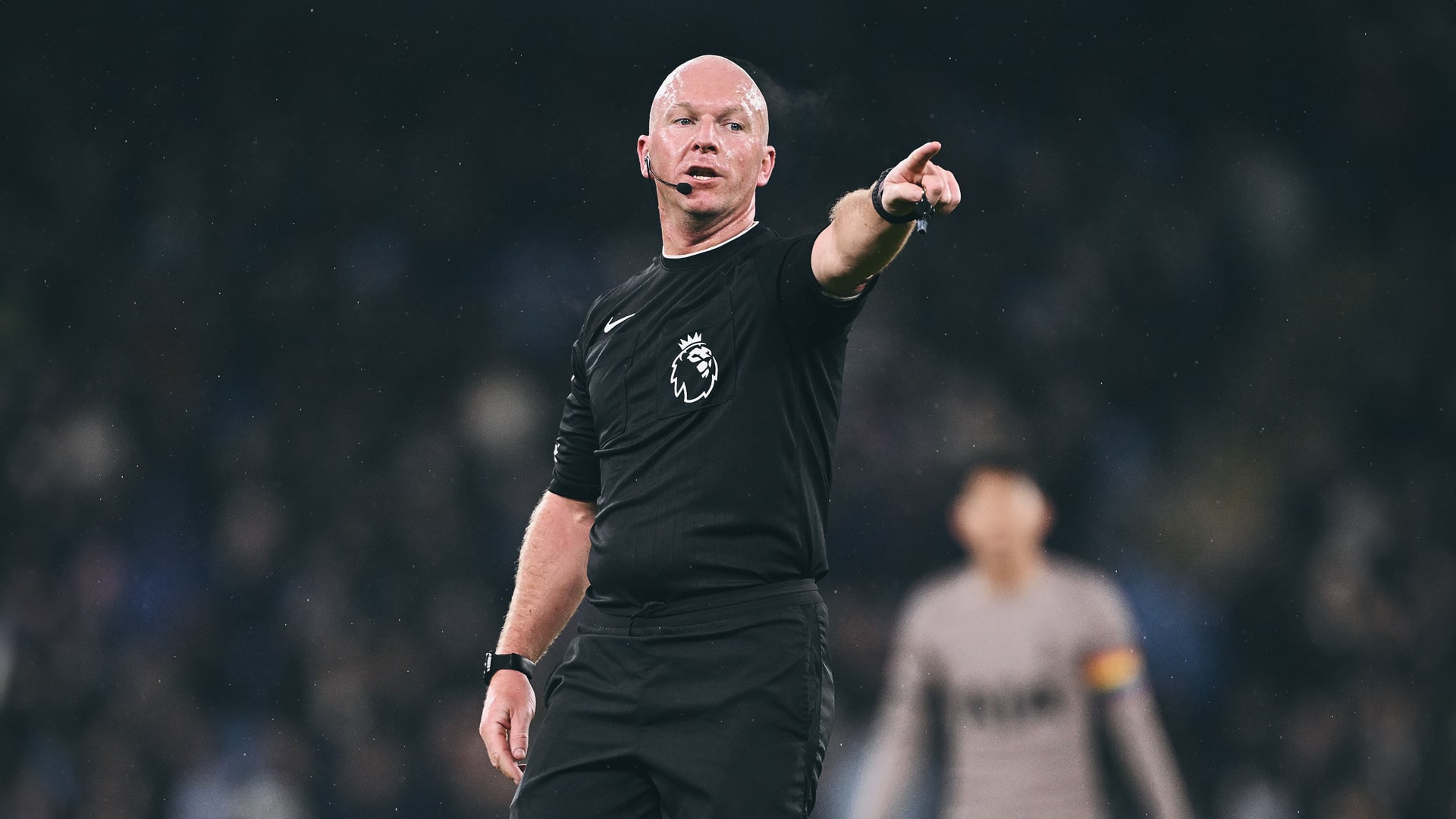 Simon Hooper - referee