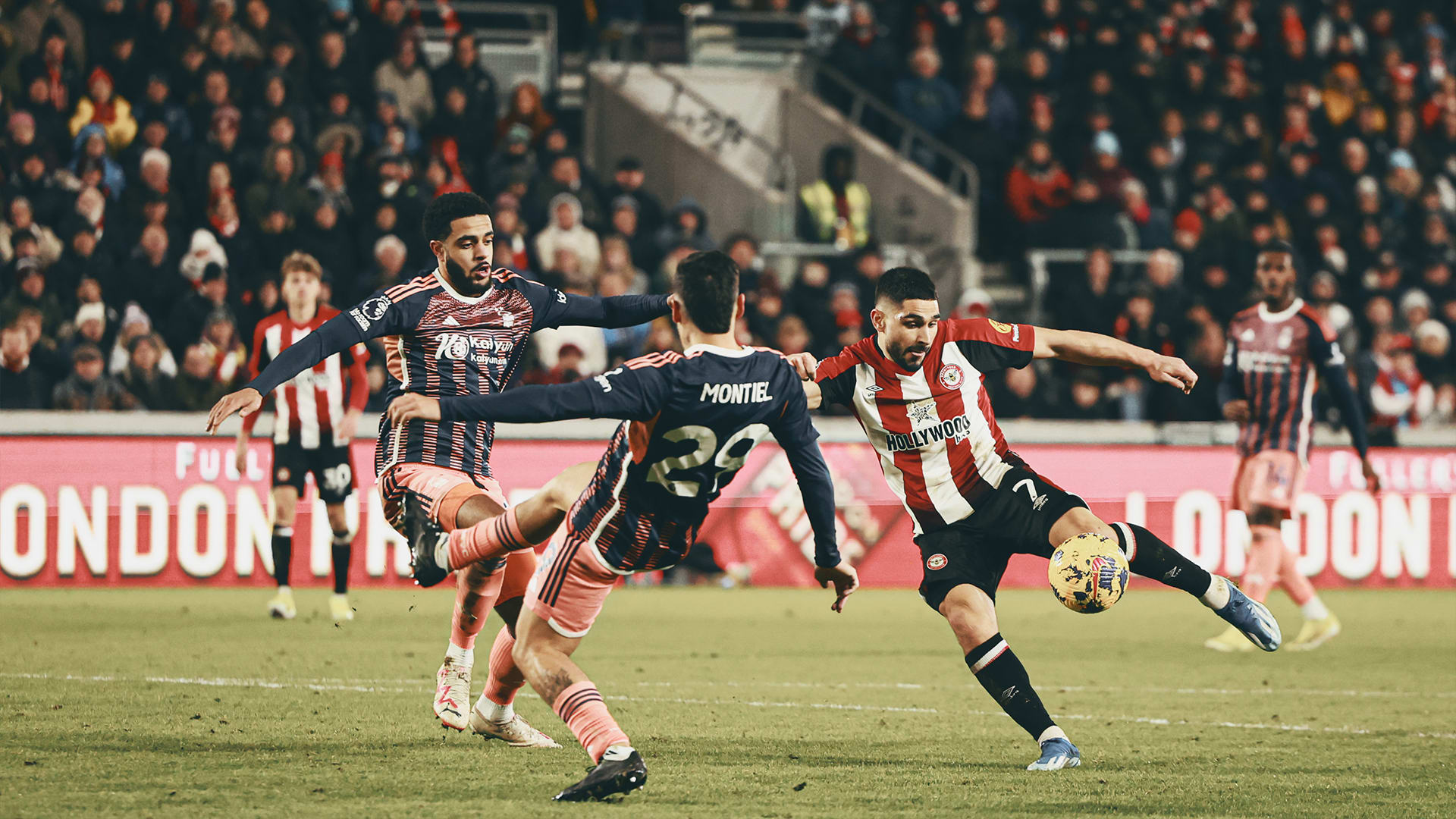 Maupay goal 