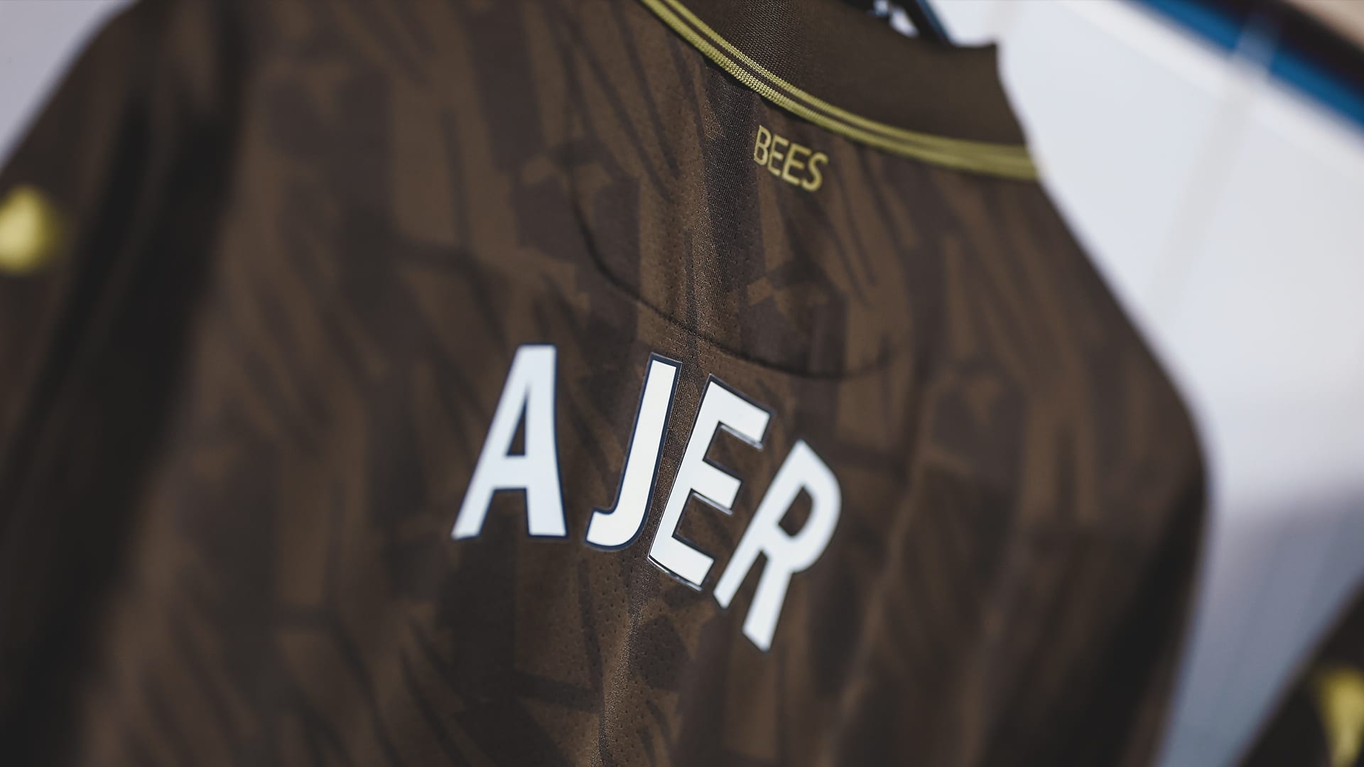 Kristoffer Ajer shirt 
