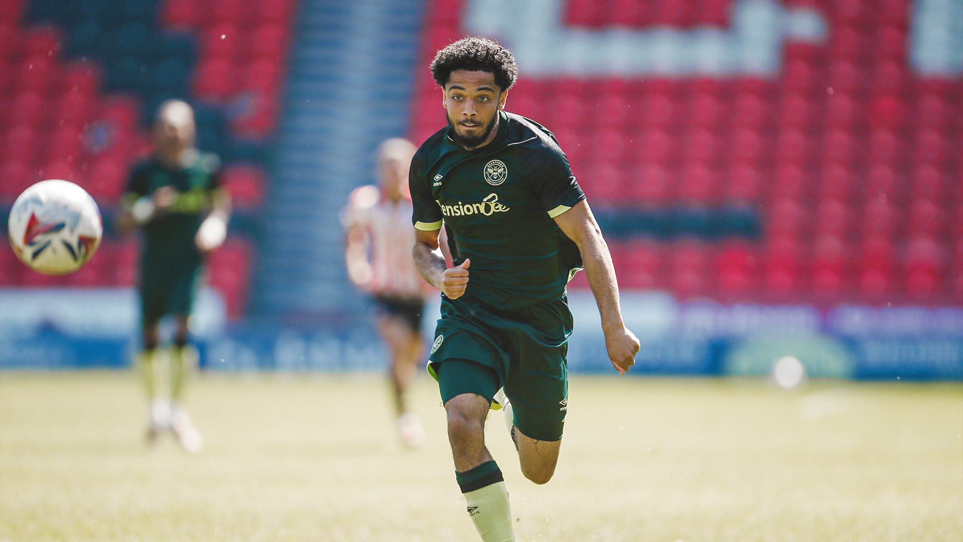 Ash_Hay_v_Sheffield_United_rsz7mb