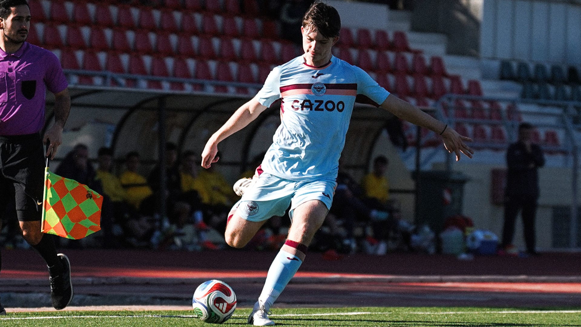 Chris_Cohalan_v_AEK_Athens_cueagc