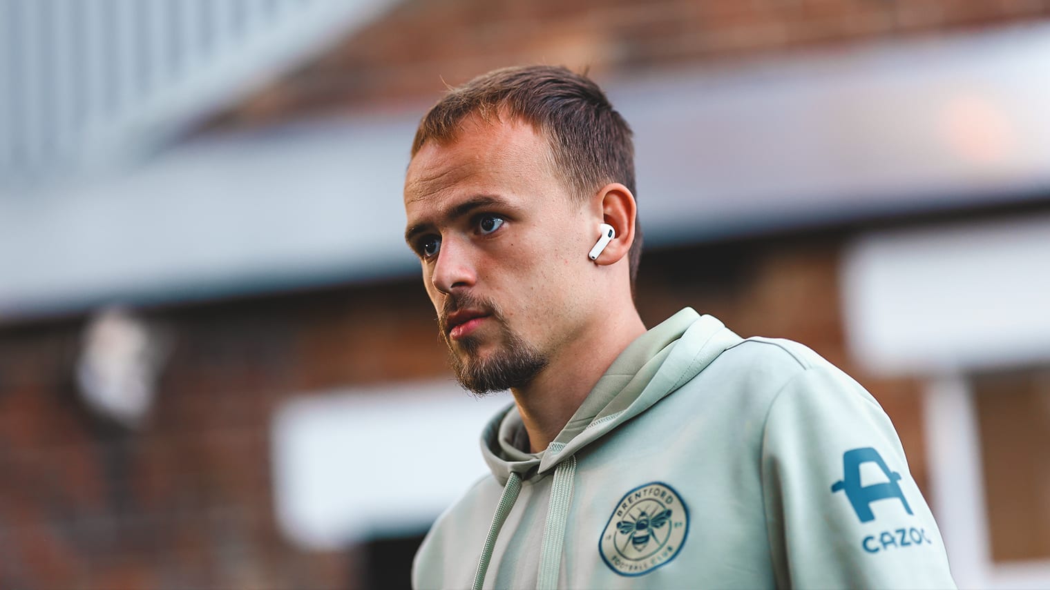Damsgaard arrival