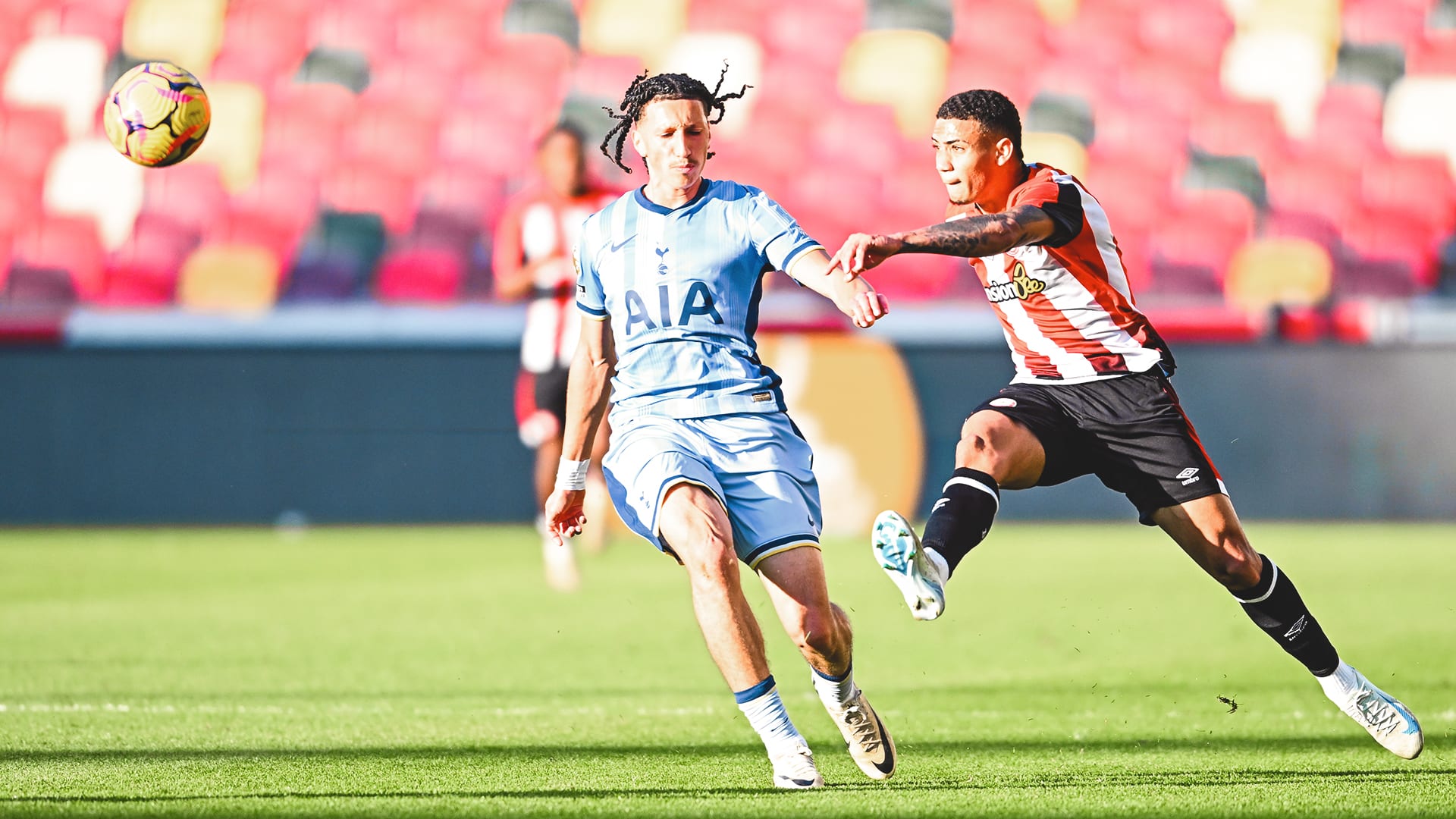 Gustavo_Nunes_v_Spurs_U21s_tbig06