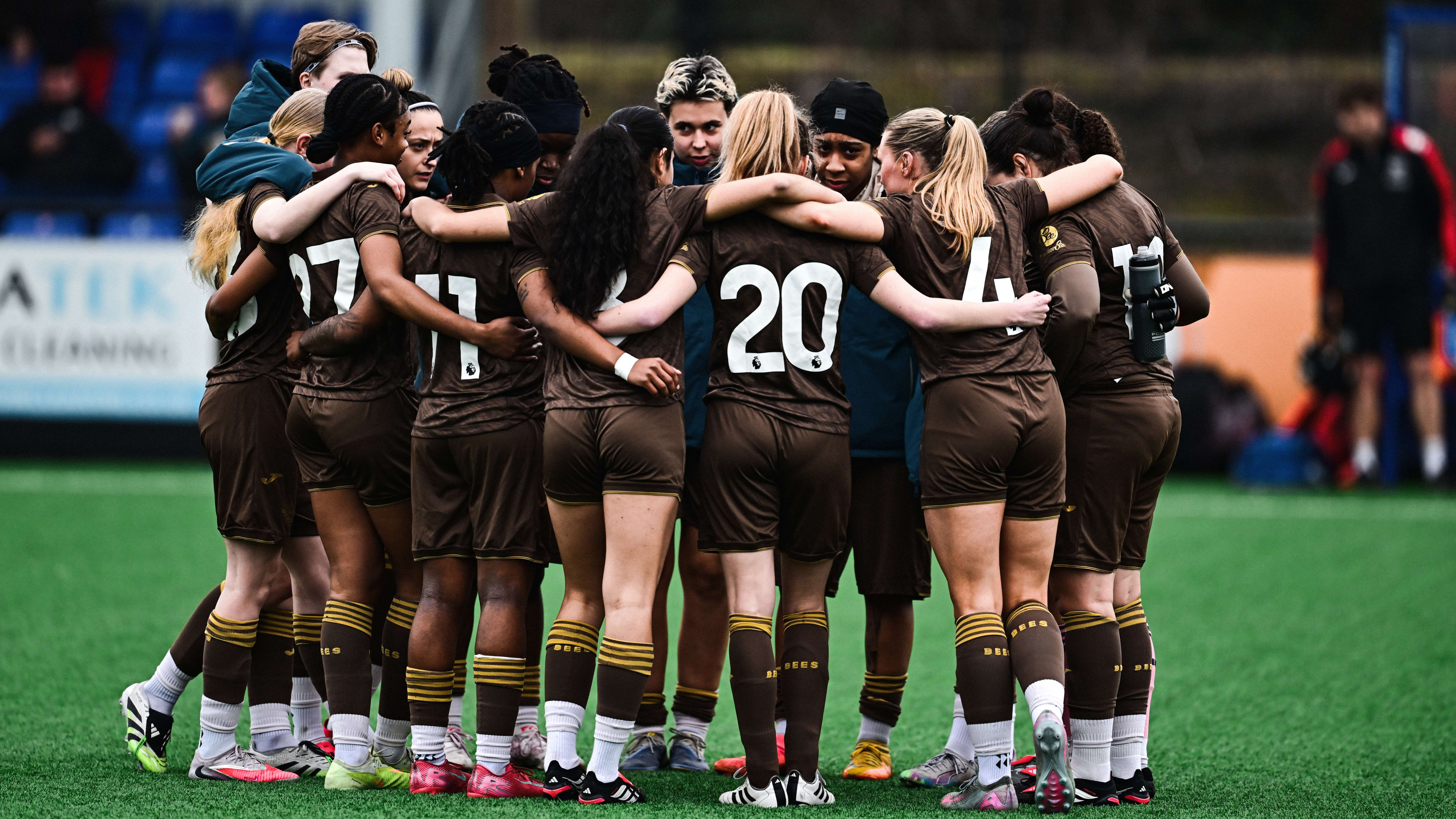 Huddle_v_Ashford_Town_A_aqvkdc