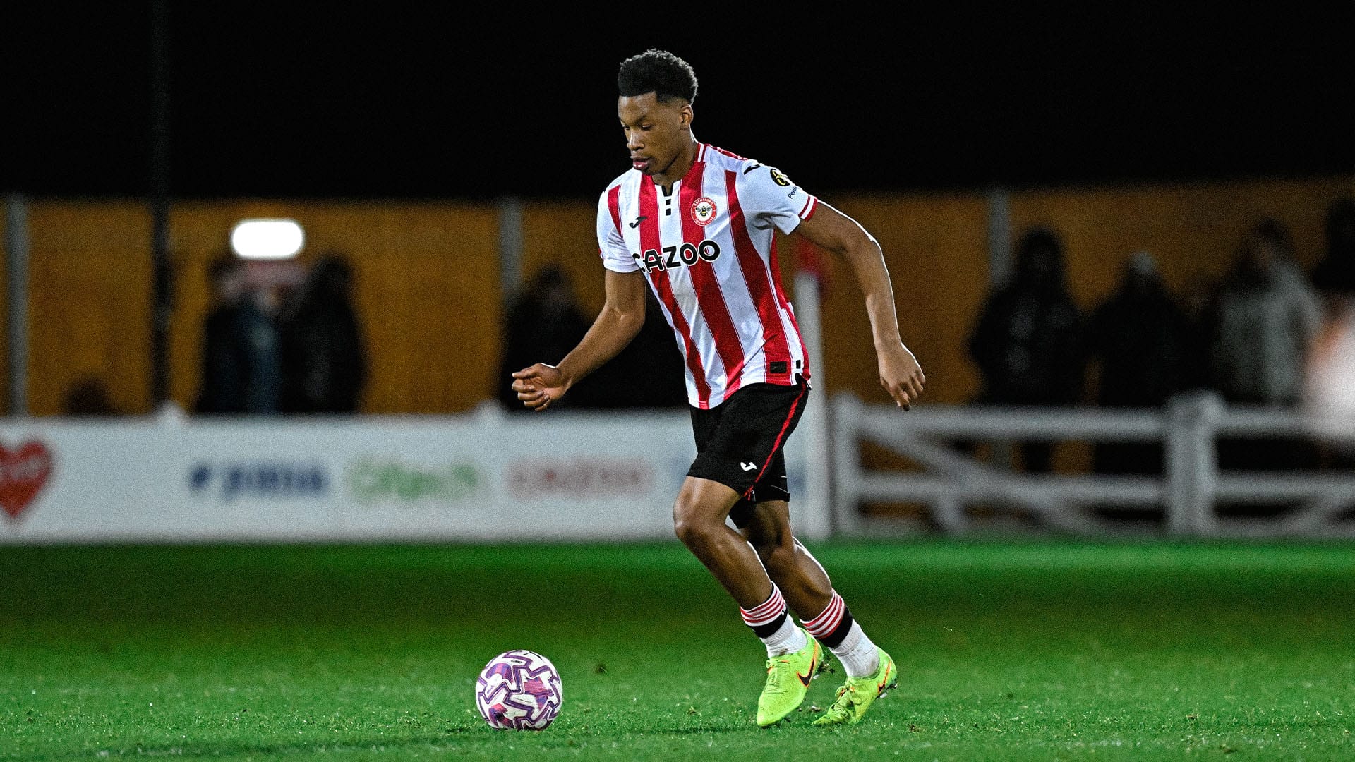Isaiah_Powis_v_Chelsea_ug86xc