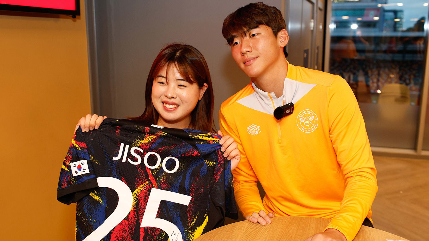 JiSooCarousel-2_nv8s8r