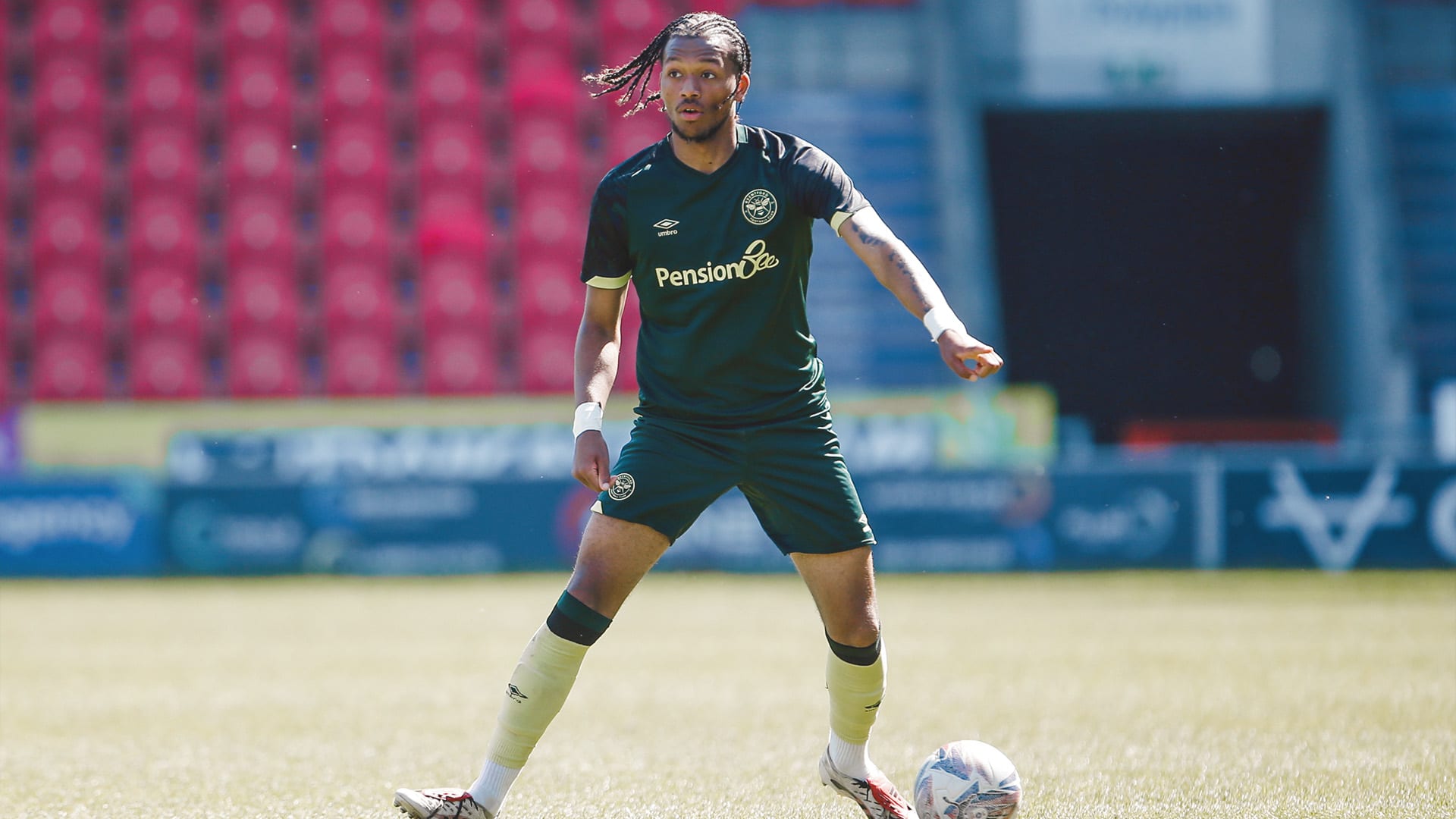 Josh_Stephenson_v_Sheffield_United_qmkjaj