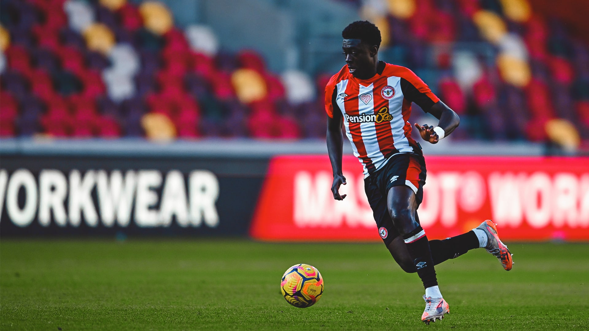 Michael_Olakigbe_v_Spurs_U21s_lsqocr