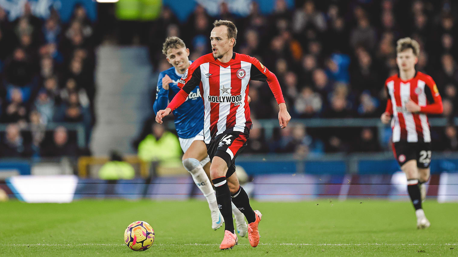 Mikkel_Damsgaard_v_Everton_vzwaah
