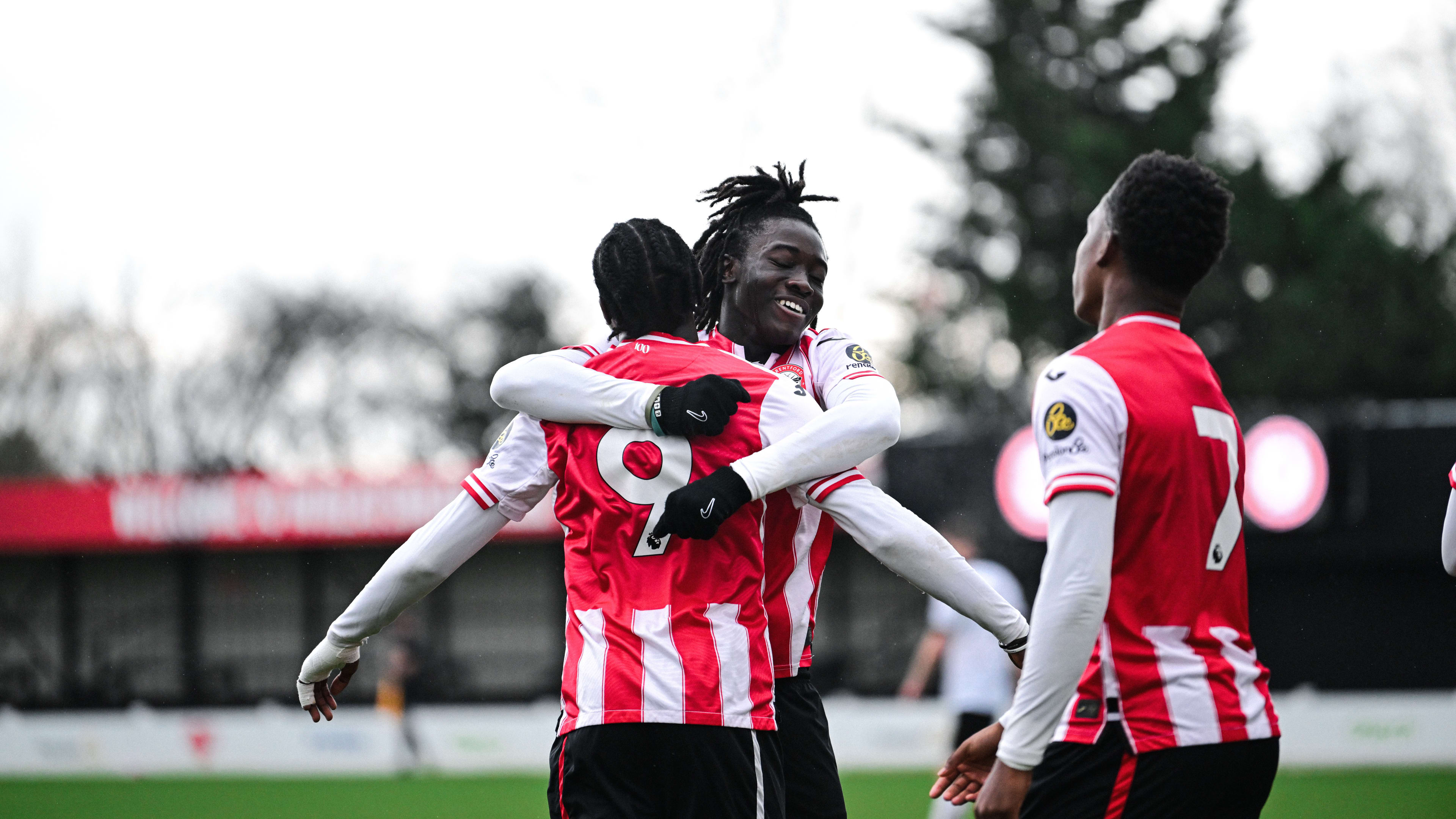 Nate_Ogungbemi_v_Bristol_City_H_bhn92t