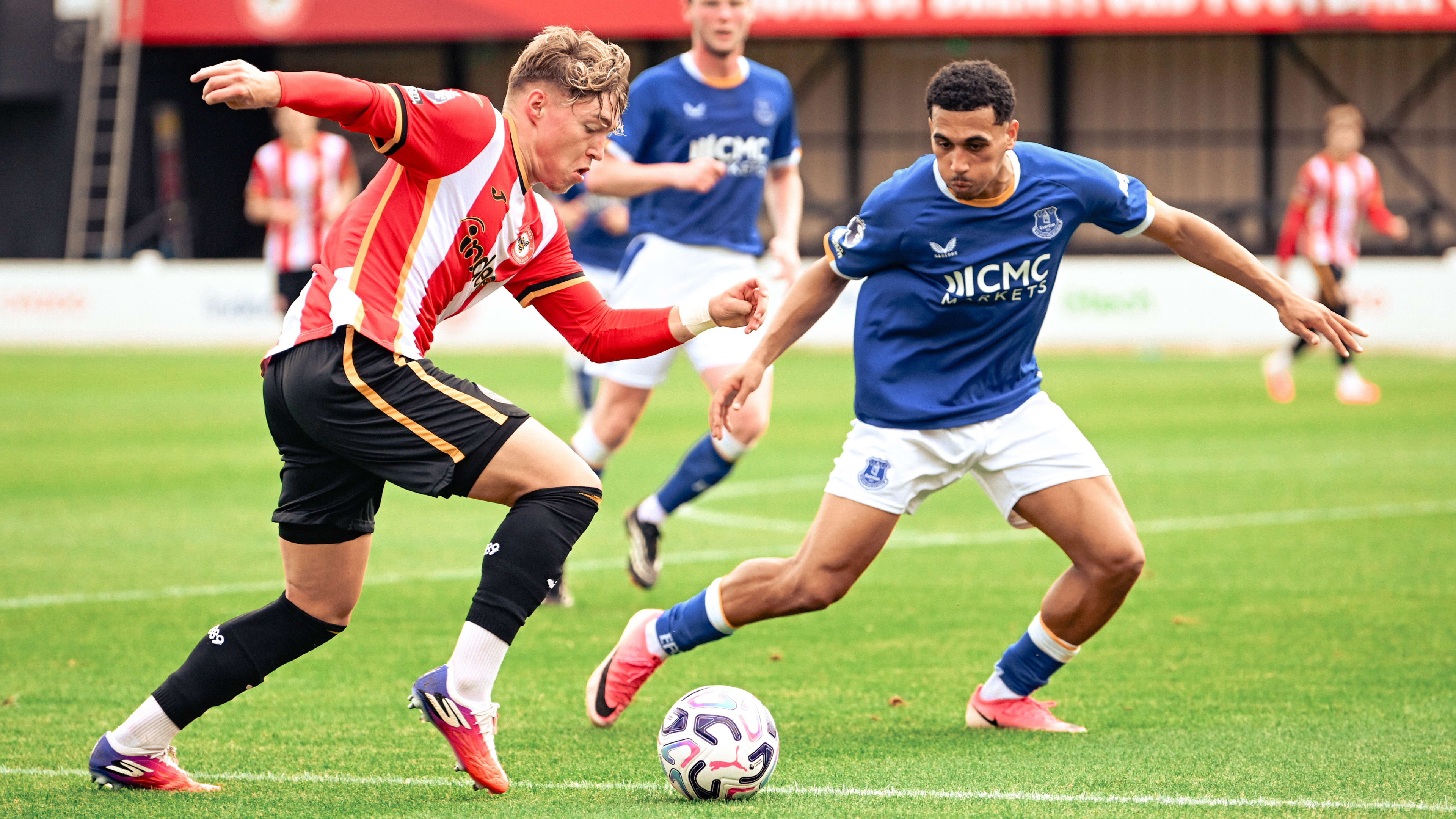Ollie_Shield_v_Everton_H_cm5f65