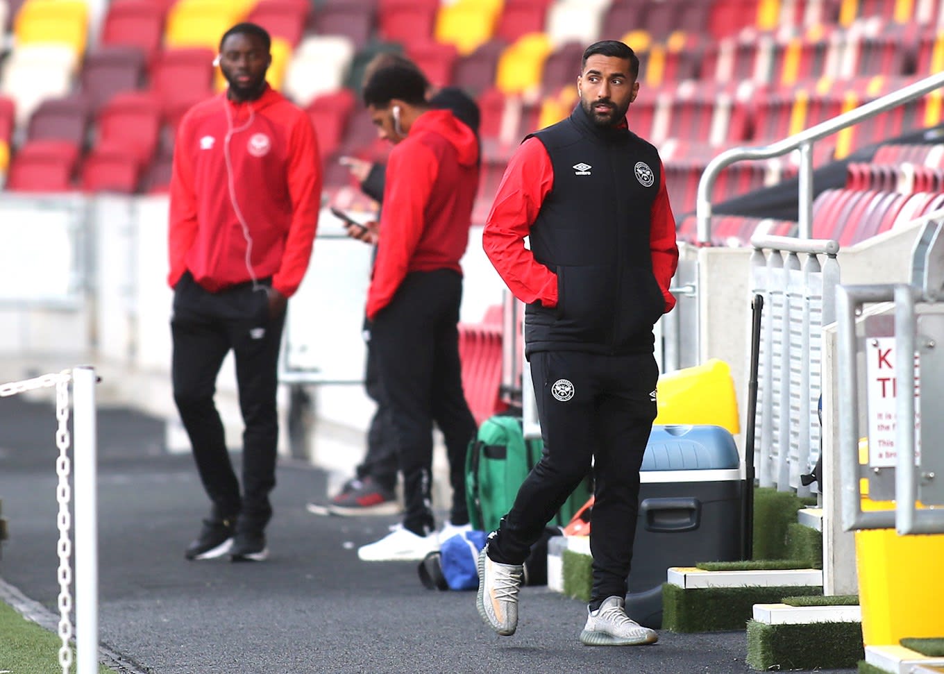 Saman Ghoddos and Said Benrahma start against Fulham