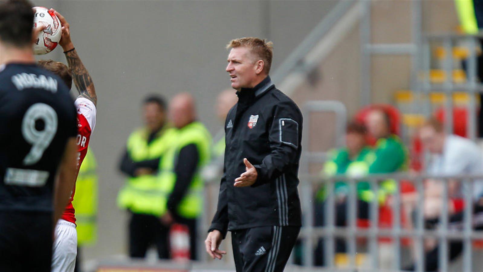 Dean Smith: “The better team lost.”