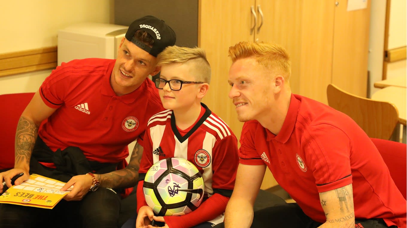Family Day: Players Meet Fans