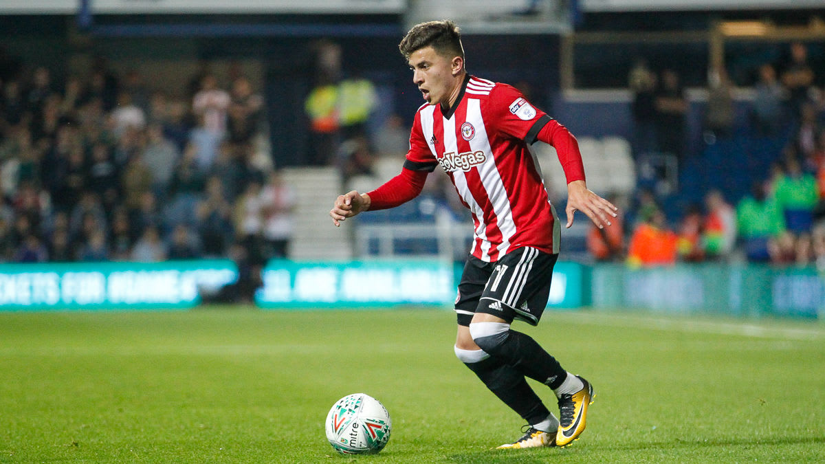Ilias Chatzitheodoridis joins Cheltenham Town on loan