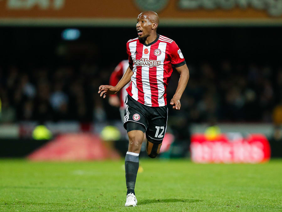https://www.brentfordfc.com/siteassets/images/football/2019-20/collections/kamohelo-mokotjo-100-games/20171104-191608-0094.jpg