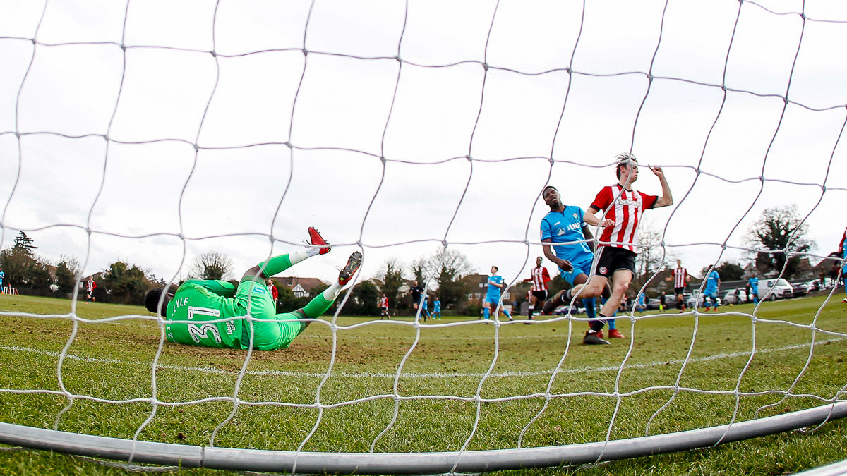 Theo Archibald 'slightly surprised' by 5-4 victory