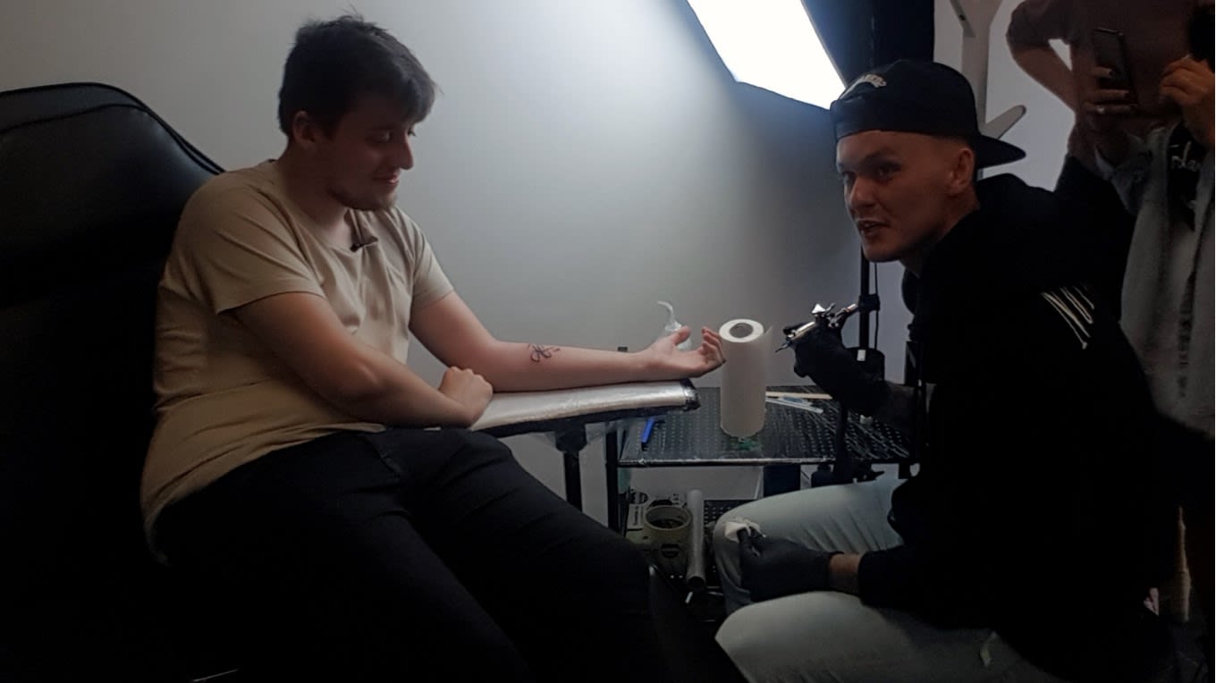 Josh McEachran tattoos fan after Instagram bet