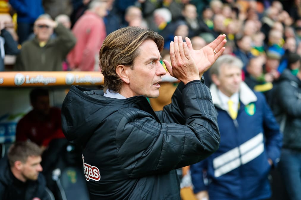 https://www.brentfordfc.com/siteassets/images/football/2020-21/collections/thomas-frank-100-games/20181027-145616-0001.jpg