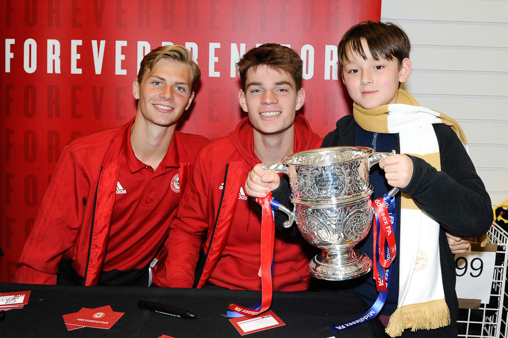 https://www.brentfordfc.com/siteassets/images/events/2018-19/20190505---preston-non-match/20190505-114302-025.jpg