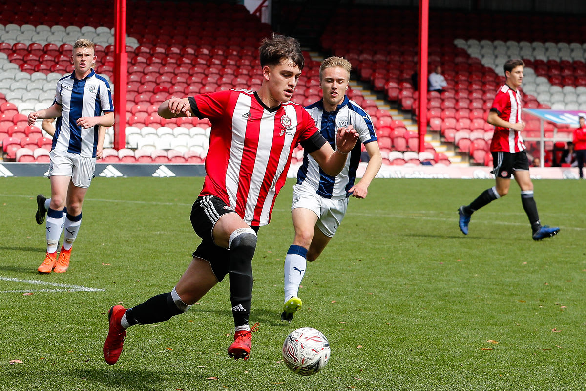https://www.brentfordfc.com/siteassets/images/football/2018-19/u19s/20190510---wba/20190510-110826-51.jpg