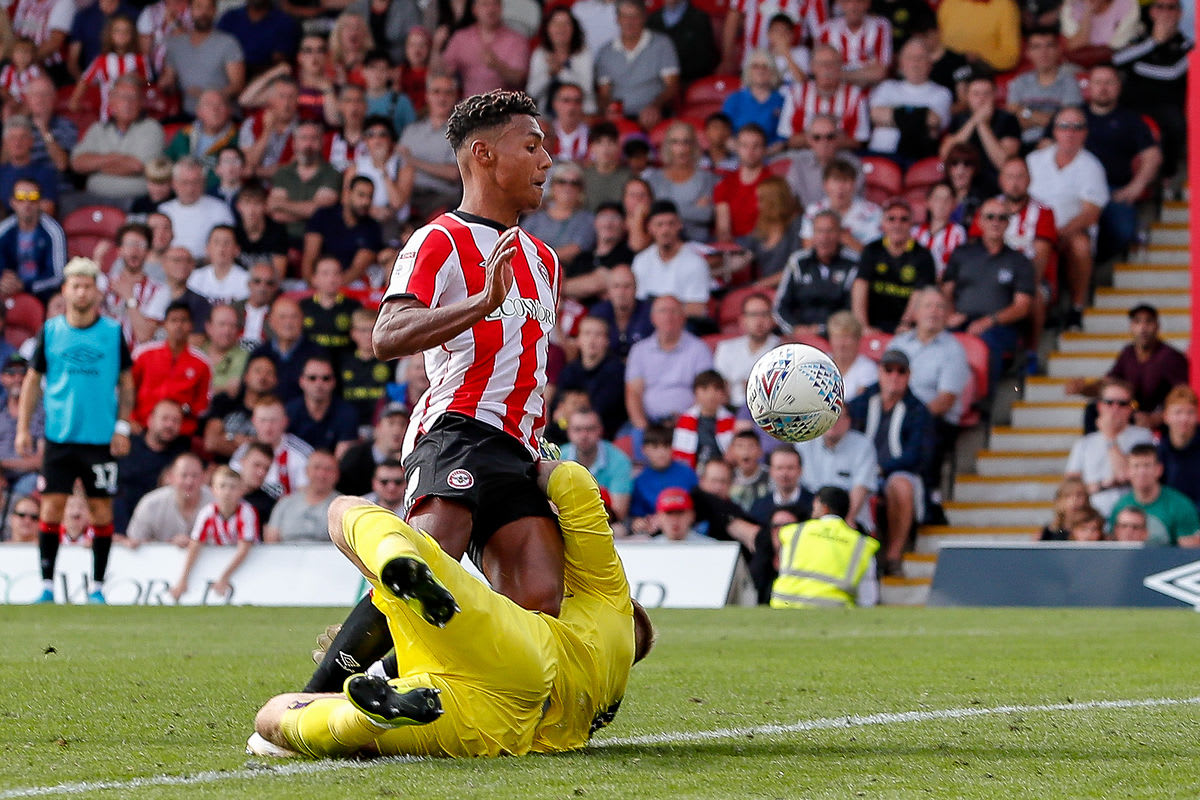 Brentford v Hull City Gallery