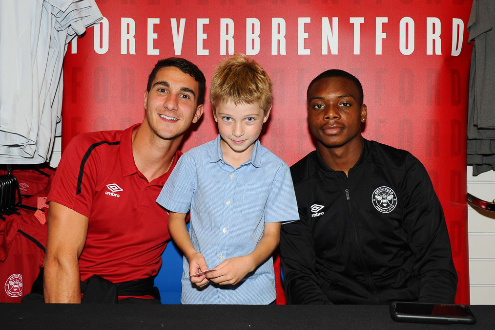 https://www.brentfordfc.com/siteassets/images/events/2019-20/20190831---derby-non-match/20190831-140249-026.jpg