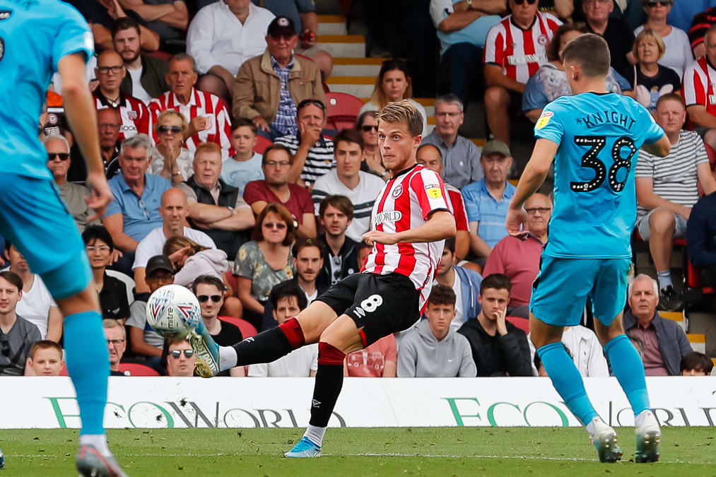 https://www.brentfordfc.com/siteassets/images/football/2020-21/collections/mathias-jensen-50-games/20190831-154134-0088.jpg