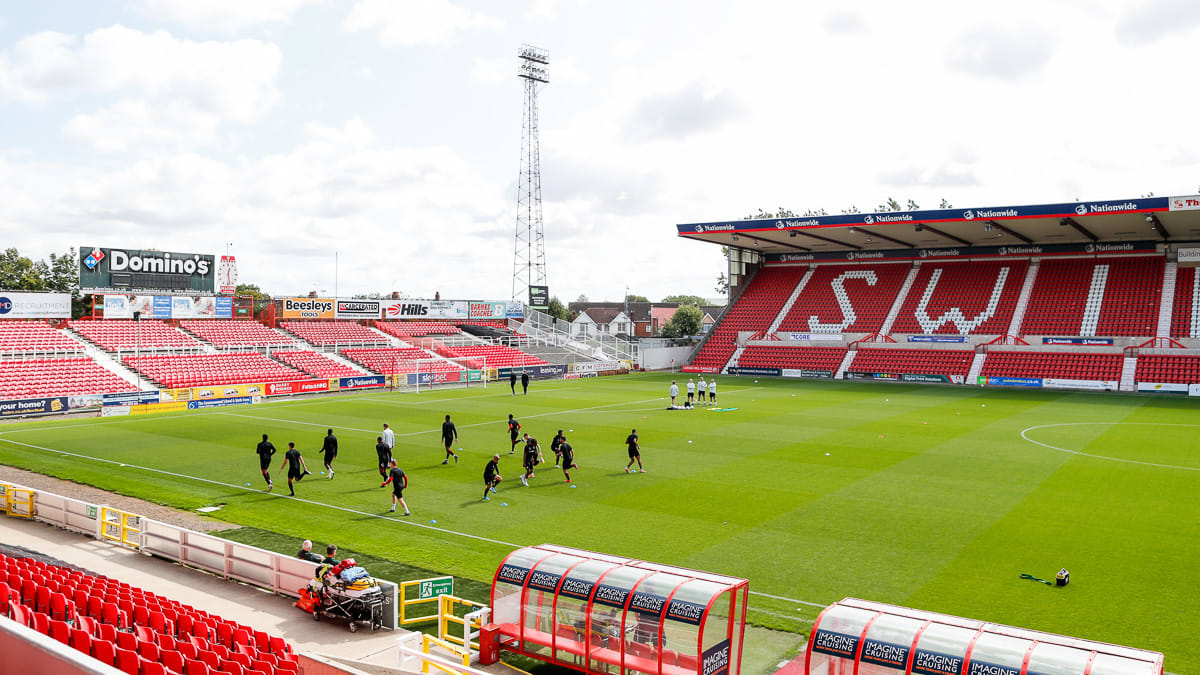 https://www.brentfordfc.com/siteassets/images/football/2019-20/first-team-games/20190904---swindon/20190904-122905-10481.jpg
