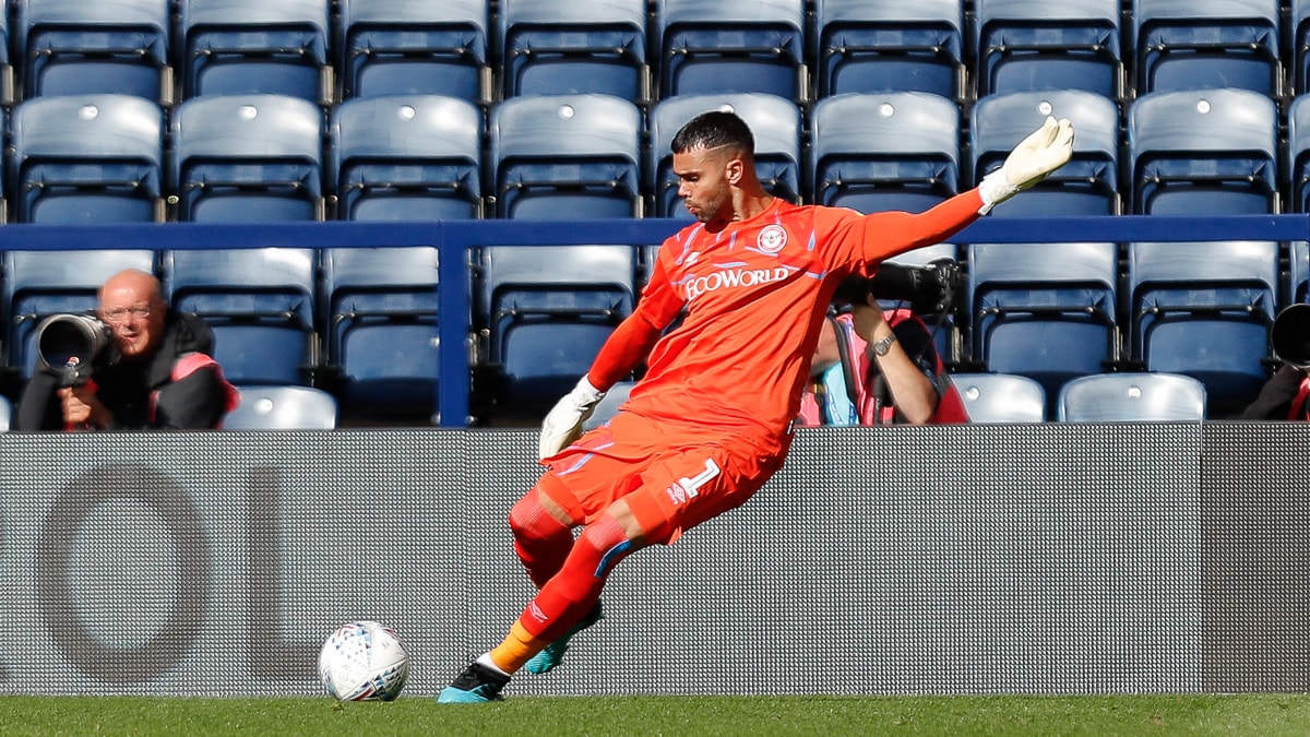 https://www.brentfordfc.com/siteassets/images/football/2020-21/collections/season-review-september-october/20190914-150227-0009.jpg