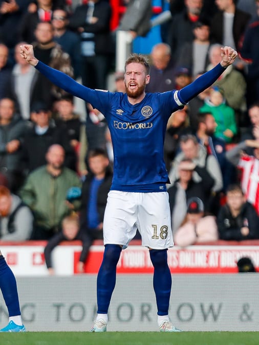 https://www.brentfordfc.com/siteassets/images/football/2020-21/collections/pontus-jansson-50-games/20191019-154942-0063.jpg